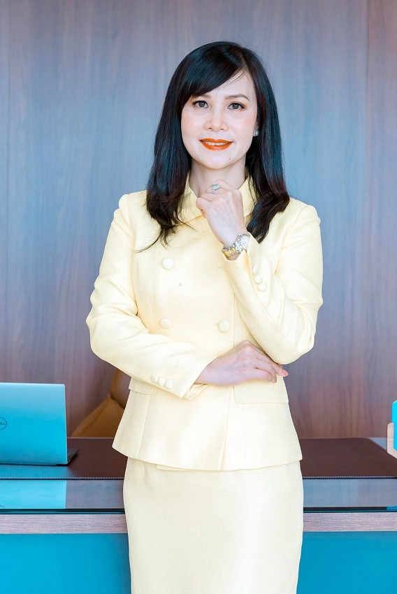 Bà Ngô Thu Hà: Nữ CEO hiếm hoi trèo lái SHB giữa lúc vắng bóng 'bóng hồng' ngành ngân hàng