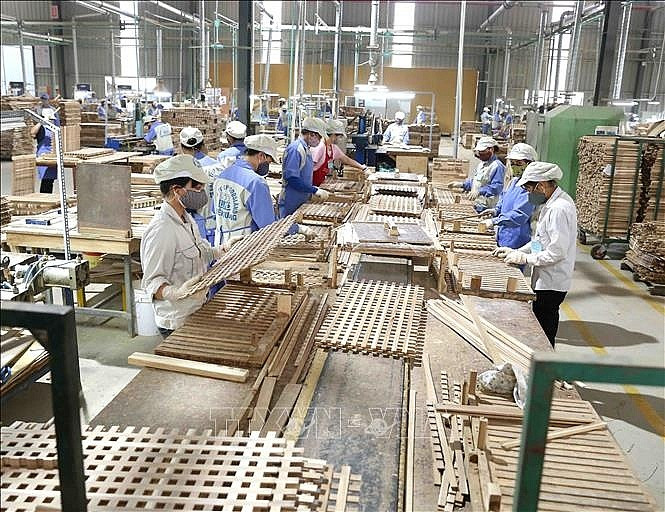 Tỉnh giàu bậc nhất Việt Nam kiến nghị khẩn với Bộ Công Thương trước sức ép thuế đối ứng của Mỹ