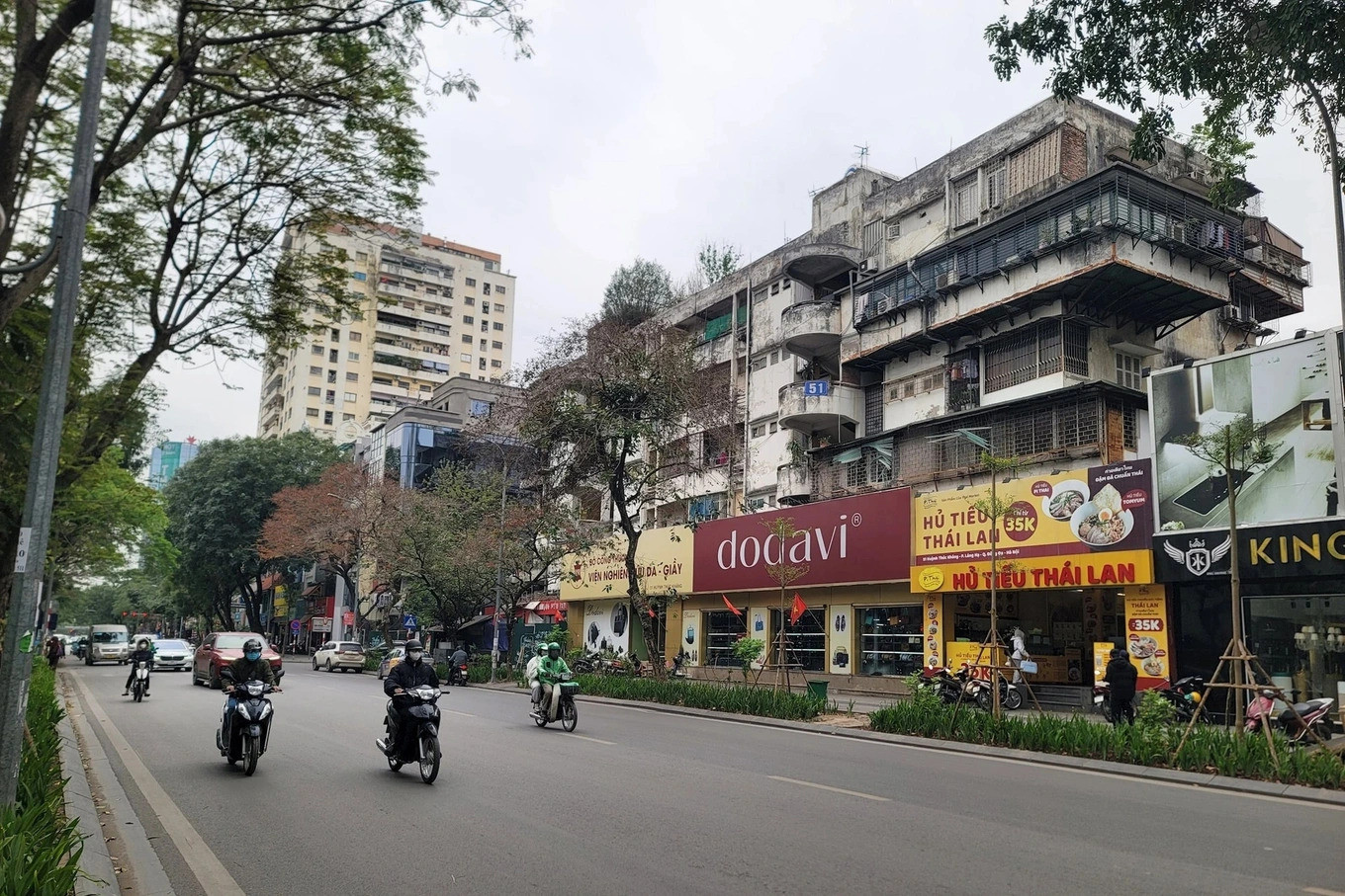 Một tháng nữa, khởi công xây dựng lại một khu tập thể nguy hiểm cấp độ D quận Ba Đình- Ảnh 1. Một tháng nữa, khởi công xây dựng lại một khu tập thể nguy hiểm cấp độ D quận Ba Đình- Ảnh 1.