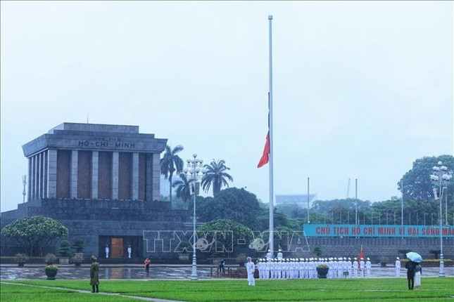Lễ viếng nguyên Chủ tịch nước Trần Đức Lương ảnh 27
