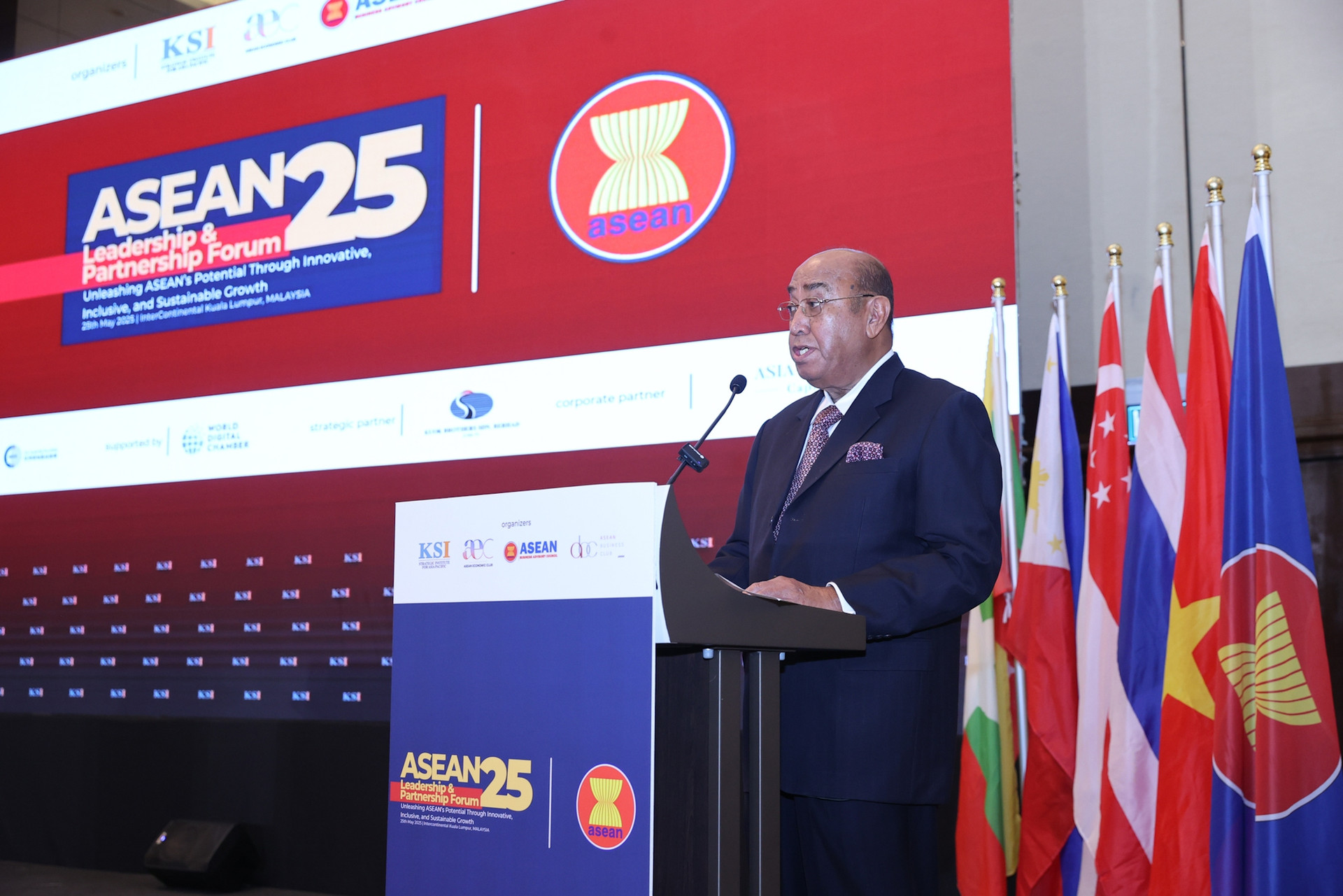Thủ tướng Phạm Minh Chính dự Diễn đàn Lãnh đạo và Đối tác ASEAN- Ảnh 4. Thủ tướng Phạm Minh Chính dự Diễn đàn Lãnh đạo và Đối tác ASEAN- Ảnh 4.