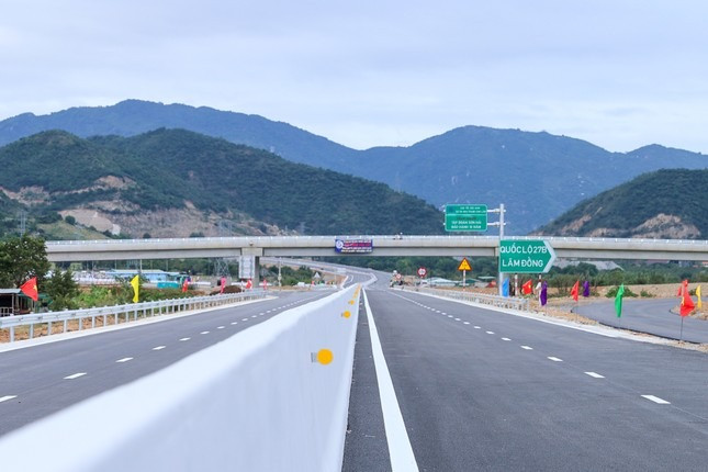 Tập đoàn Sơn Hải và những lần trượt thầu tại những đại dự án quy mô với cùng một lý do- Ảnh 3. Tập đoàn Sơn Hải và những lần trượt thầu tại những đại dự án quy mô với cùng một lý do- Ảnh 3.