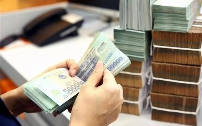 Quy định mới nhất về chế độ đối với lãnh đạo, cán bộ, công chức sau khi về xã công tác
