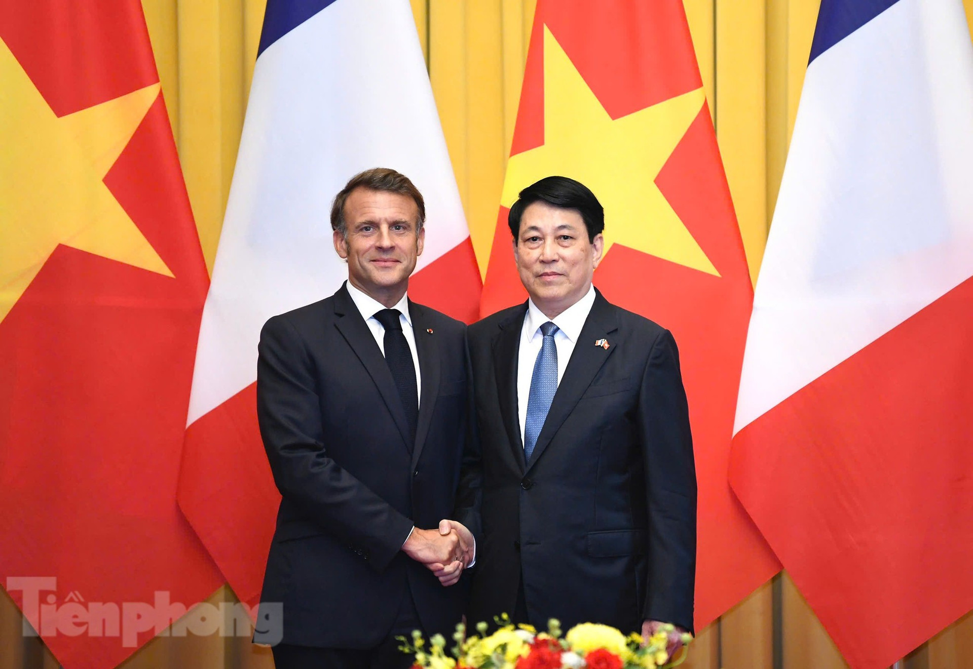 Chủ tịch nước Lương Cường chủ trì lễ đón Tổng thống Pháp Emmanuel Macron ảnh 8