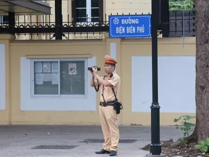 Chi tiết 8 tuyến đường, phố ở Hà Nội được CSGT bố trí ghi hình xử phạt nguội từ nay đến hết ngày 14/10 - ảnh 1