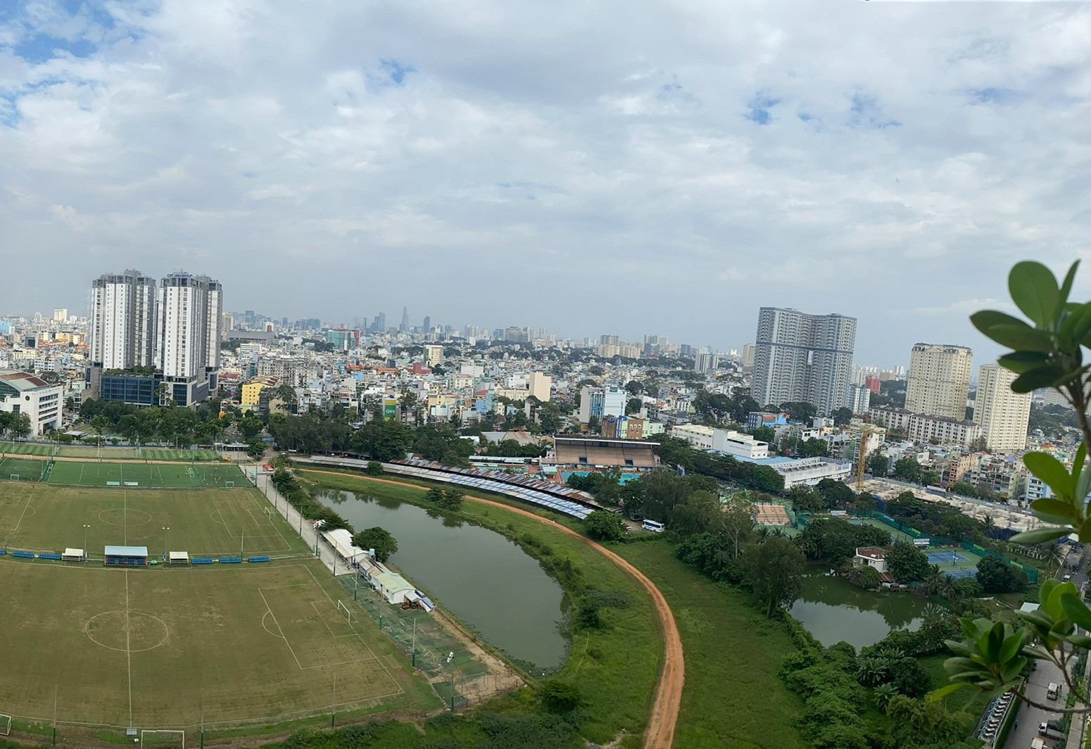 Khu vực trường đua ngựa Phú Thọ. Nguồn ảnh: Internet Khu vực trường đua ngựa Phú Thọ. Nguồn ảnh: Internet