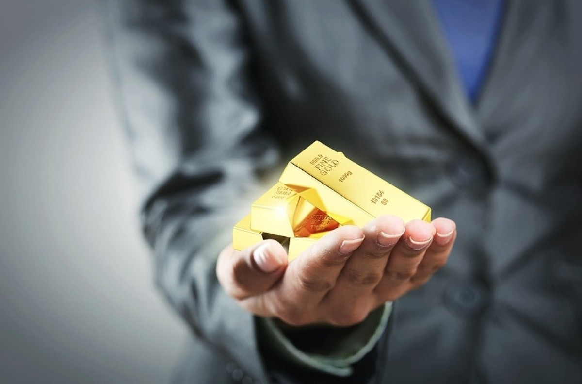 Giá vàng rơi thẳng đứng từ đỉnh 3.600 USD sau 'cú lật kèo' thuế Mỹ – EU: Nhà đầu tư có nên bắt đáy?