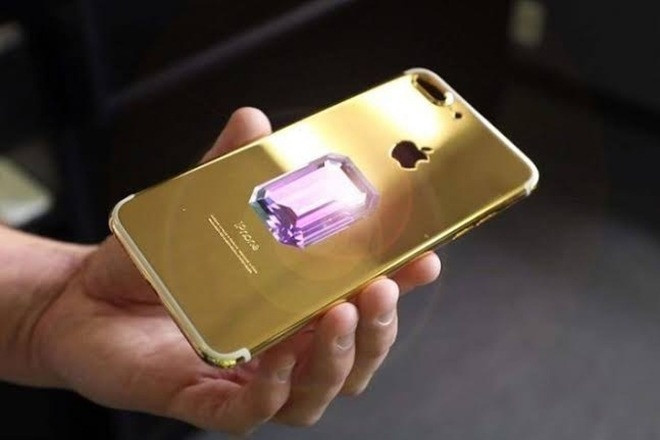 Chiếc iPhone đắt nhất hành tinh với mức giá đủ mua... 3 máy bay, chủ sở hữu không gây bất ngờ