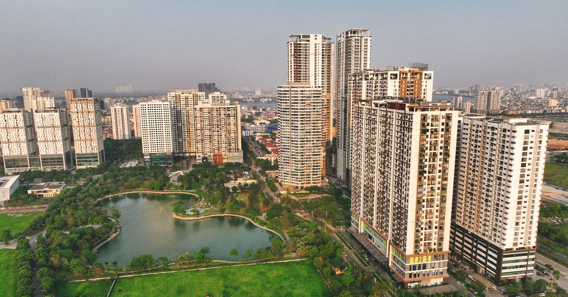 Bán nhà, đất bị lỗ vẫn phải nộp thuế 2%, có nên thay đổi sang đánh thuế 20% tiền lãi?
