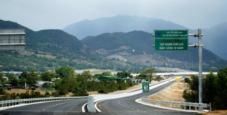 Hầm xuyên núi duy nhất Việt Nam trải bê tông nhựa toàn bộ: Áp dụng công nghệ hiện đại hàng đầu thế giới, chi phí 1.200 tỷ, do Sơn Hải thi công- Ảnh 3. Hầm xuyên núi duy nhất Việt Nam trải bê tông nhựa toàn bộ: Áp dụng công nghệ hiện đại hàng đầu thế giới, chi phí 1.200 tỷ, do Sơn Hải thi công- Ảnh 3.