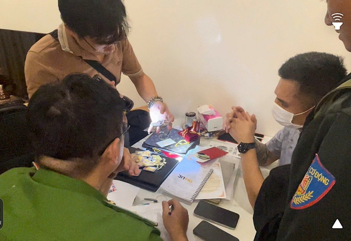 138.000 tài khoản ‘sập bẫy’ sàn tiền ảo do Nguyễn Quốc Hùng cầm đầu