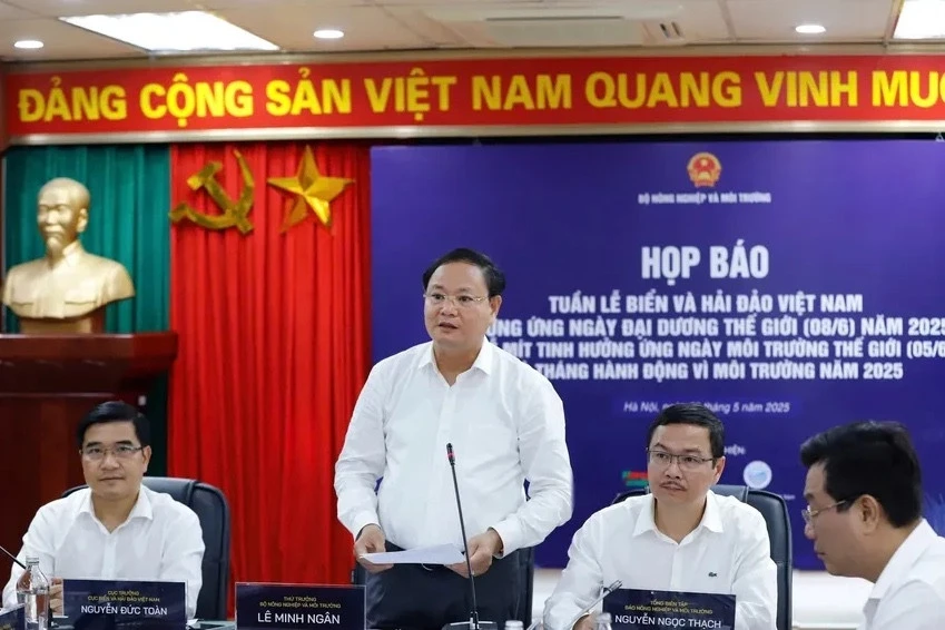 thứ trưởng ngân .webp