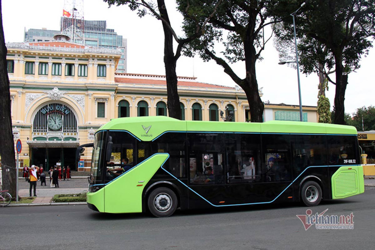 xe bus 109610.jpg