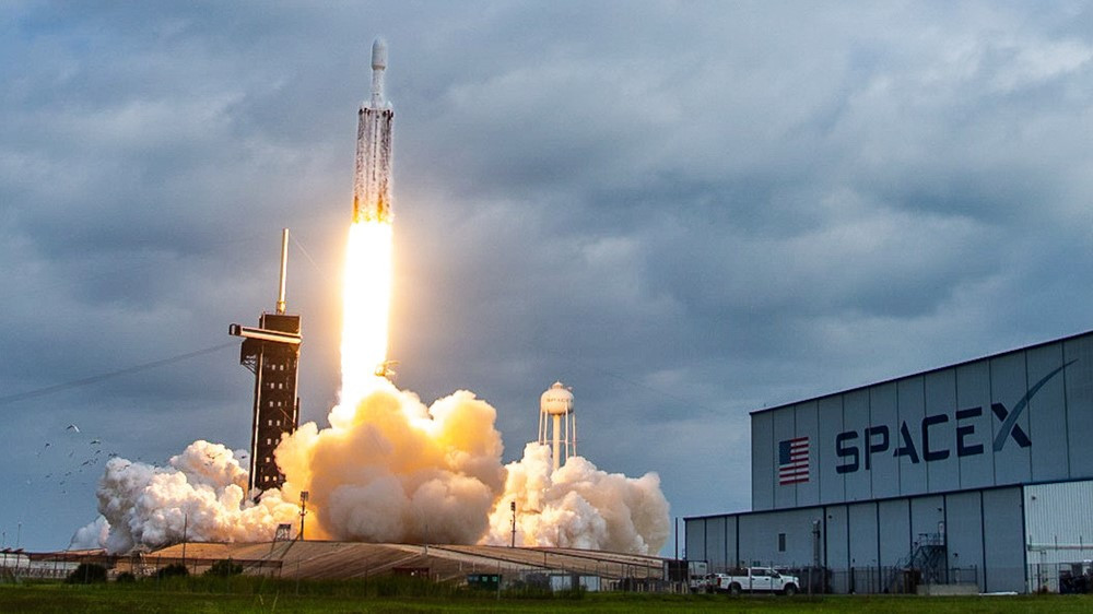 Tên lửa của SpaceX phát nổ 3 lần liên tiếp, giấc mơ sao Hỏa của tỷ phú Elon Musk ngày càng xa vời - ảnh 1