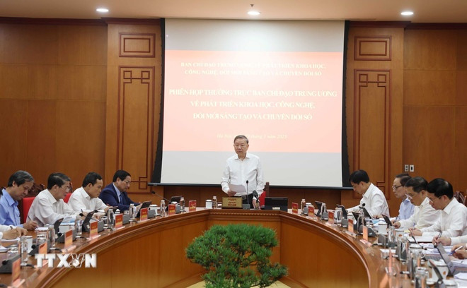 Tổng Bí thư: Khoa học công nghệ là chìa khóa để đạt mục tiêu tăng trưởng GDP trên 8% vào năm 2025