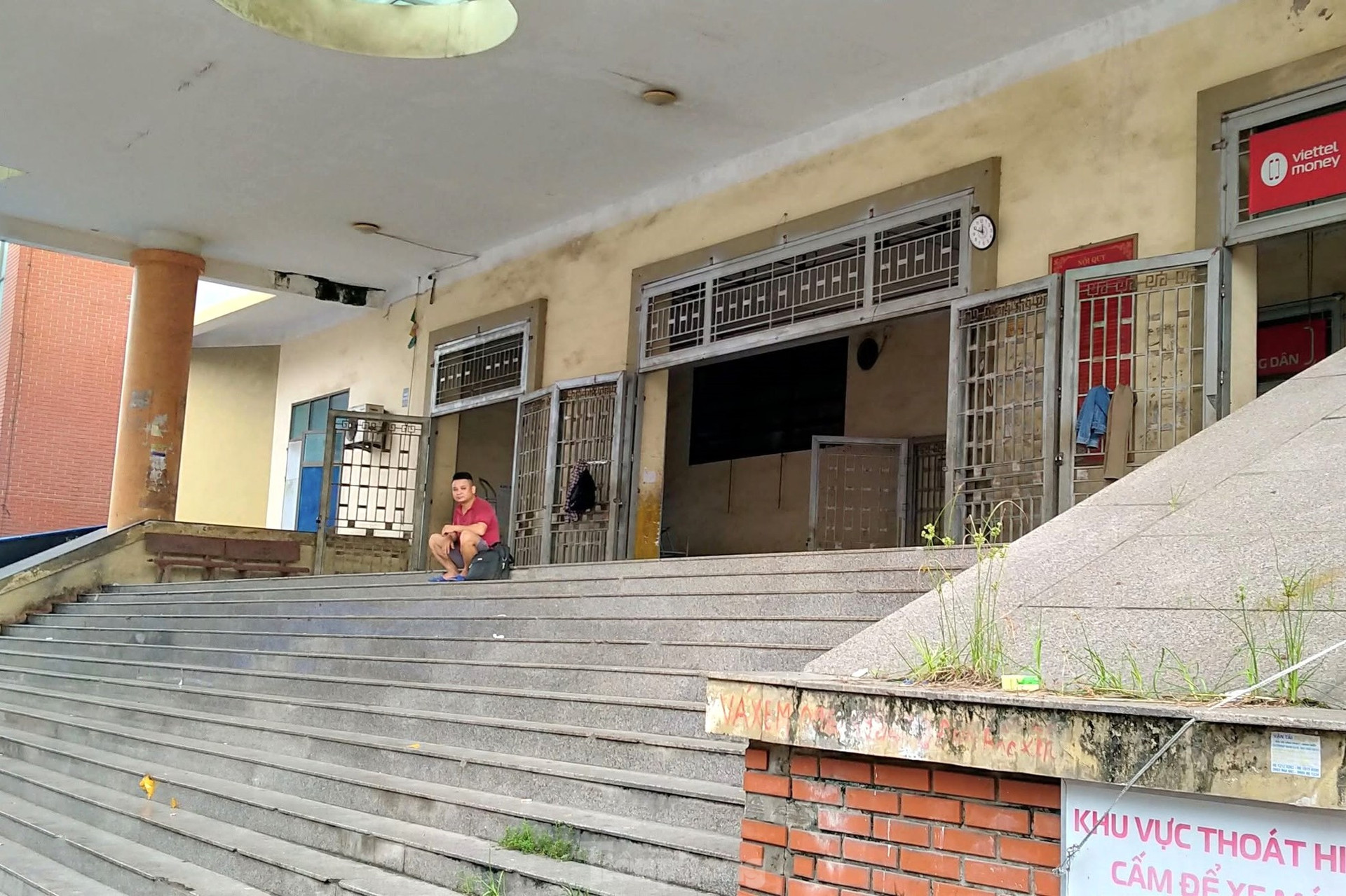 Lý do hơn 1.000 ki-ốt chợ Vinh đóng cửa hàng loạt ảnh 12