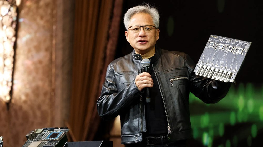 CEO Nvidia Jensen Huang chỉ trích lệnh kiểm soát chip khiến công ty ‘mất trắng’ thị trường Trung Quốc - ảnh 1