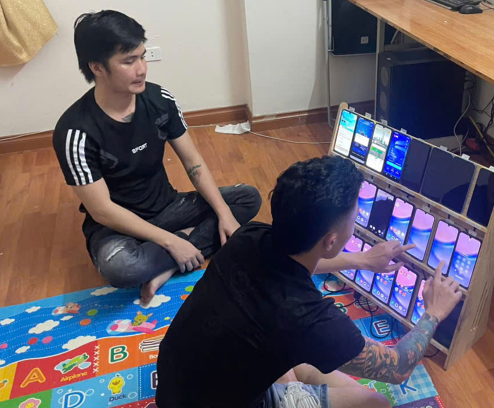 Khởi tố ‘trùm’ rửa tiền Phạm Hồng Chuyền cùng 13 đồng phạm, phong tỏa hơn 500 tài khoản ngân hàng - ảnh 3