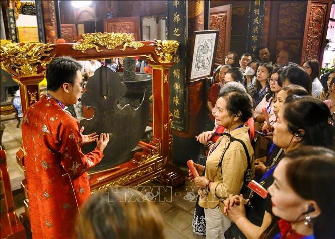 Điểm mới hấp dẫn tại ngôi đền hơn 1.000 năm tuổi, một trong 'tứ trấn Thăng Long', là Di tích Quốc gia đặc biệt - ảnh 4