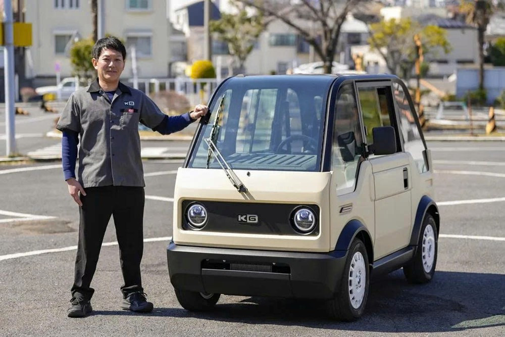 Xe điện 1 chỗ ngồi cháy hàng dù chưa sản xuất: Rẻ bằng nửa Nissan, vượt mặt cả Toyota - ảnh 1