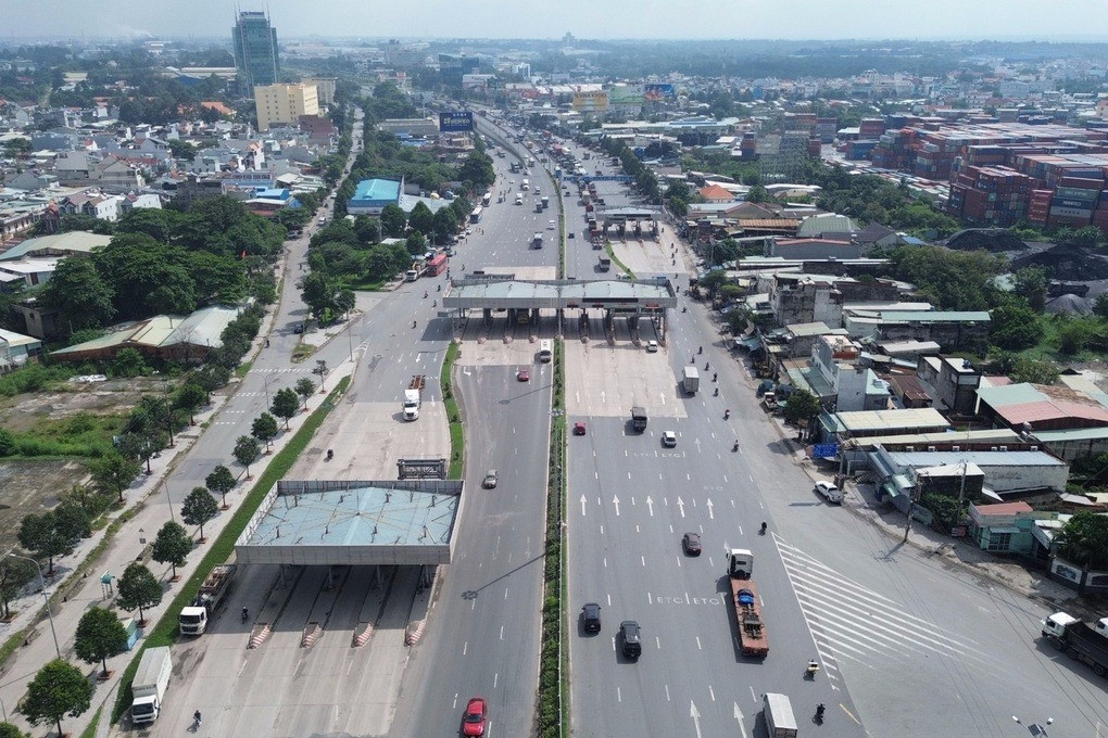 Quốc lộ 51 đoạn qua tỉnh Đồng Nai. Nguồn ảnh: Báo Dân Trí Quốc lộ 51 đoạn qua tỉnh Đồng Nai. Nguồn ảnh: Báo Dân Trí