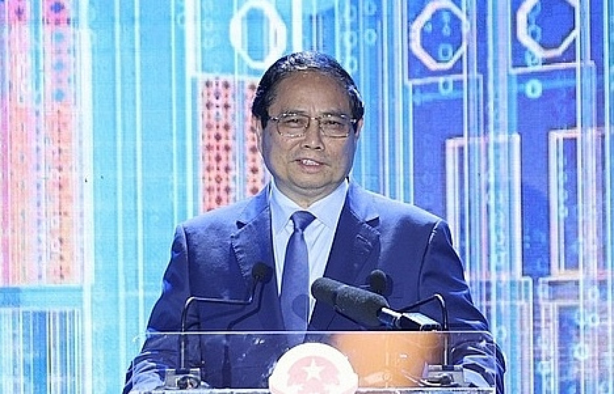 Thủ tướng mong các ngân hàng 'mở lòng thêm chút nữa', giảm lãi suất cho gói tín dụng 500.000 tỷ