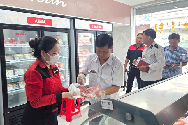 Tin mới vụ Công ty cổ phần C.P. Việt Nam bị tố bán heo, gà mắc bệnh ảnh 2