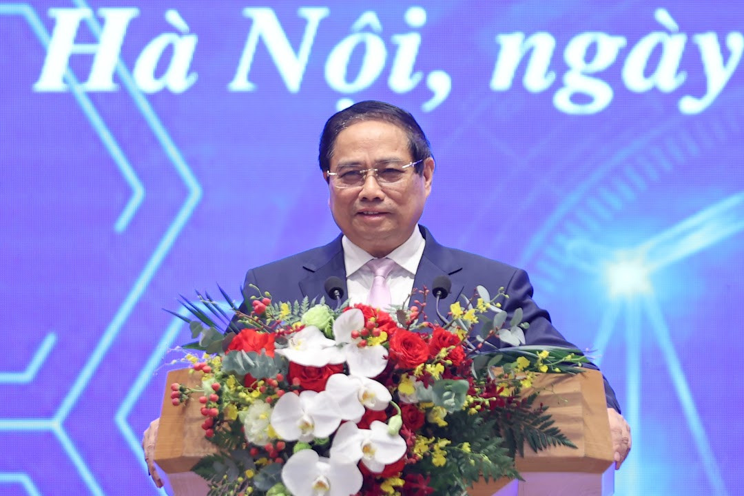 TỔNG THUẬT: Tọa đàm của Thủ tướng Chính phủ với doanh nghiệp về phát triển kinh tế tư nhân- Ảnh 3. TỔNG THUẬT: Tọa đàm của Thủ tướng Chính phủ với doanh nghiệp về phát triển kinh tế tư nhân- Ảnh 3.