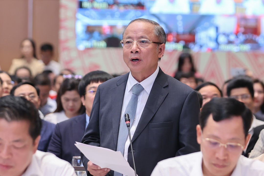 TỔNG THUẬT: Tọa đàm của Thủ tướng Chính phủ với doanh nghiệp về phát triển kinh tế tư nhân- Ảnh 7. TỔNG THUẬT: Tọa đàm của Thủ tướng Chính phủ với doanh nghiệp về phát triển kinh tế tư nhân- Ảnh 7.