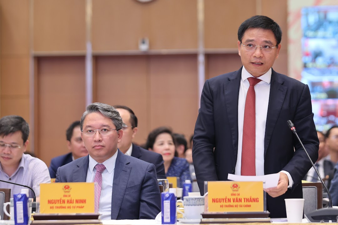 TỔNG THUẬT: Tọa đàm của Thủ tướng Chính phủ với doanh nghiệp về phát triển kinh tế tư nhân- Ảnh 25. TỔNG THUẬT: Tọa đàm của Thủ tướng Chính phủ với doanh nghiệp về phát triển kinh tế tư nhân- Ảnh 25.