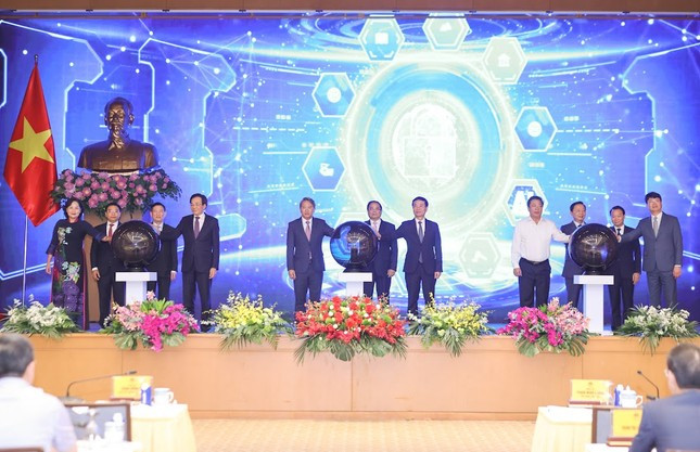 Những 'trận đánh' mới và 'thời cơ nghìn năm' từ dự án đường sắt cao tốc Bắc - Nam ảnh 1