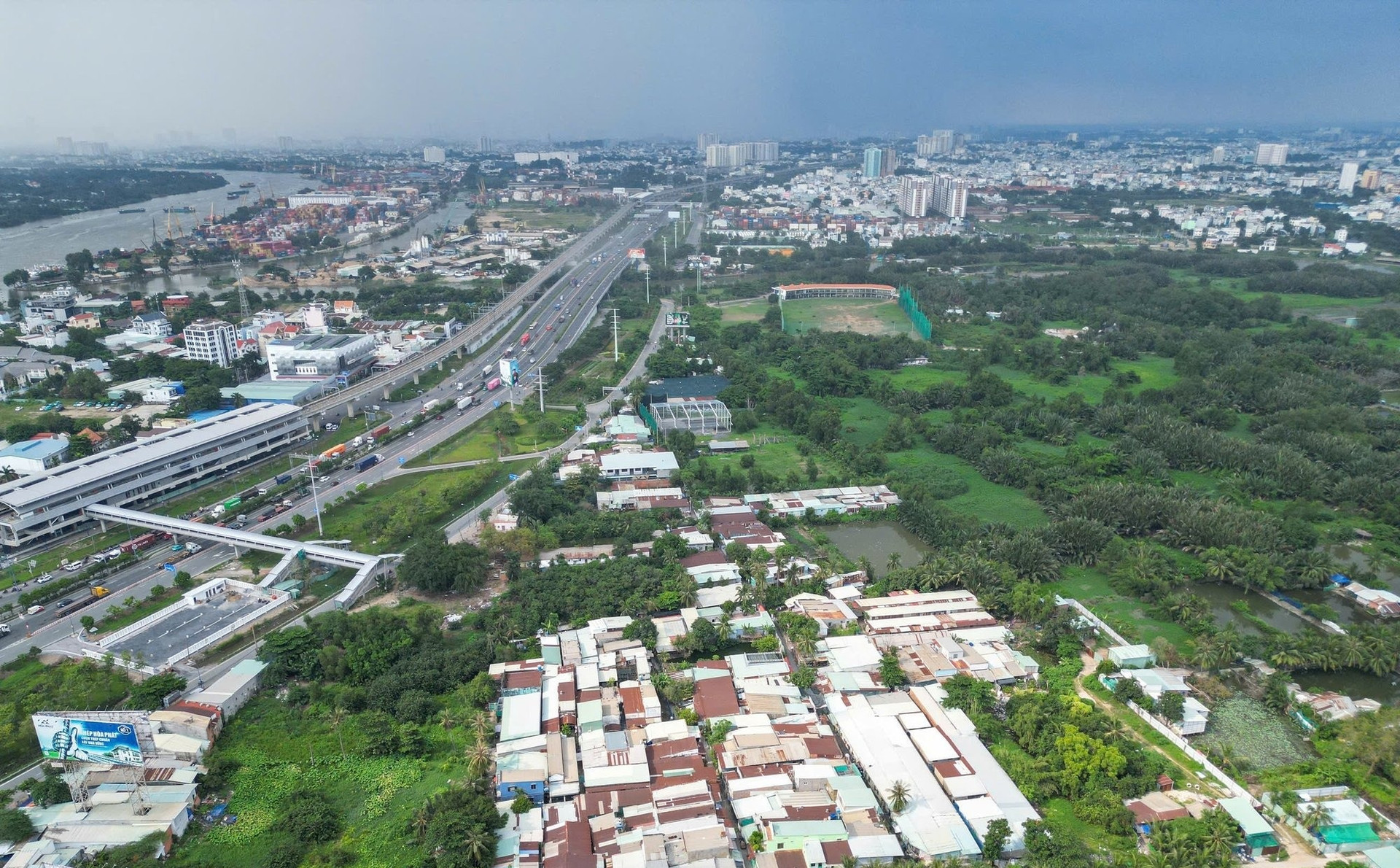 Khu thể thao quốc gia lớn nhất TP. HCM: Từng kỳ vọng đạt chuẩn Olympic với sân vận động 50.000 chỗ, sau 30 năm vẫn là bãi đất hoang- Ảnh 2. Khu thể thao quốc gia lớn nhất TP. HCM: Từng kỳ vọng đạt chuẩn Olympic với sân vận động 50.000 chỗ, sau 30 năm vẫn là bãi đất hoang- Ảnh 2.