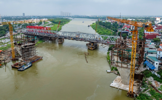 Cây cầu 1.800 tỷ thay thế cây cầu hơn 100 tuổi sẽ bị phá dỡ ở Hà Nội nguy cơ tạm dừng thi công, nhà thầu lên tiếng- Ảnh 1. Cây cầu 1.800 tỷ thay thế cây cầu hơn 100 tuổi sẽ bị phá dỡ ở Hà Nội nguy cơ tạm dừng thi công, nhà thầu lên tiếng- Ảnh 1.