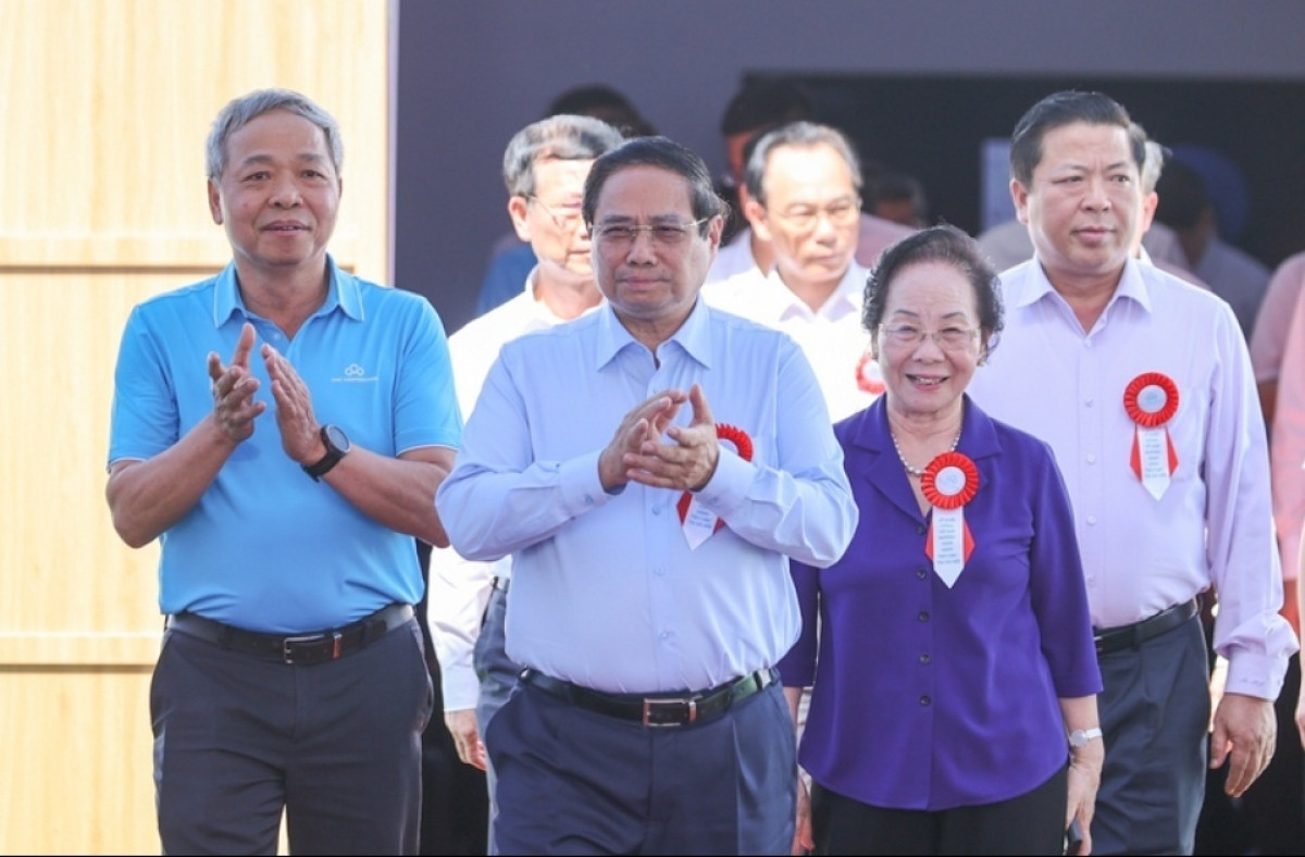 'Hàng xóm công nghệ' của FPT khởi công dự án 300 triệu USD: Thủ tướng lập tức giao nhiệm vụ trọng yếu