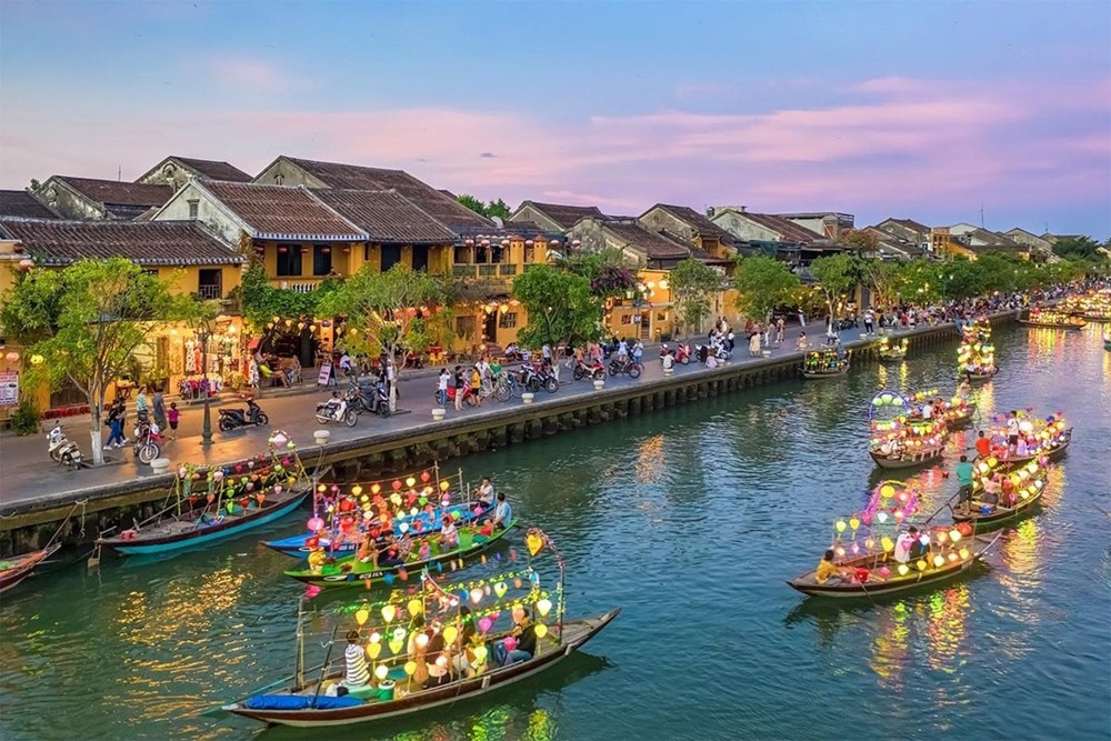 Tỉnh duy nhất ở Việt Nam có 2 Di sản văn hóa thế giới, quê hương của 3 nhân vật nổi tiếng lẫy lừng, tên được đặt cho tên đường, trường học khắp cả nước - ảnh 1