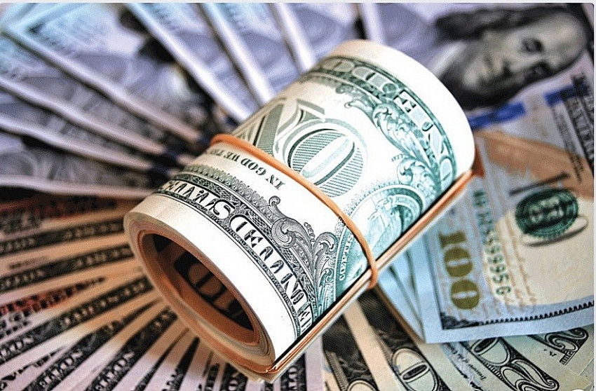 Tỷ giá USD hôm nay 3/6: Trung tâm tăng nhẹ, USD tự do quay đầu giảm
