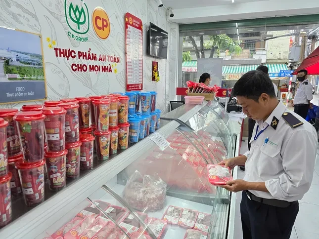 Điểm danh các cửa hàng bán thịt của Công ty C.P ở Cần Thơ vừa bị kiểm tra ảnh 2