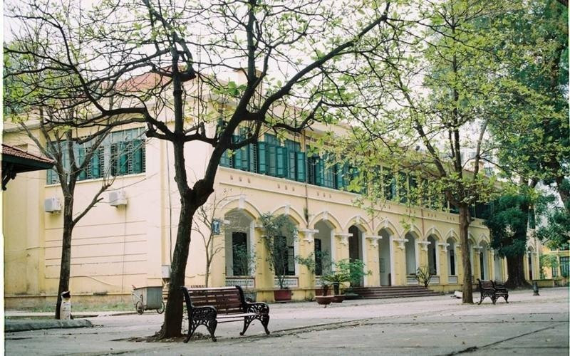 Trường chuyên 'trẻ' nhất Hà Nội mang tên Danh nhân Văn hóa Thế giới, có lớp '1 chọi 25' mới đỗ - ảnh 1