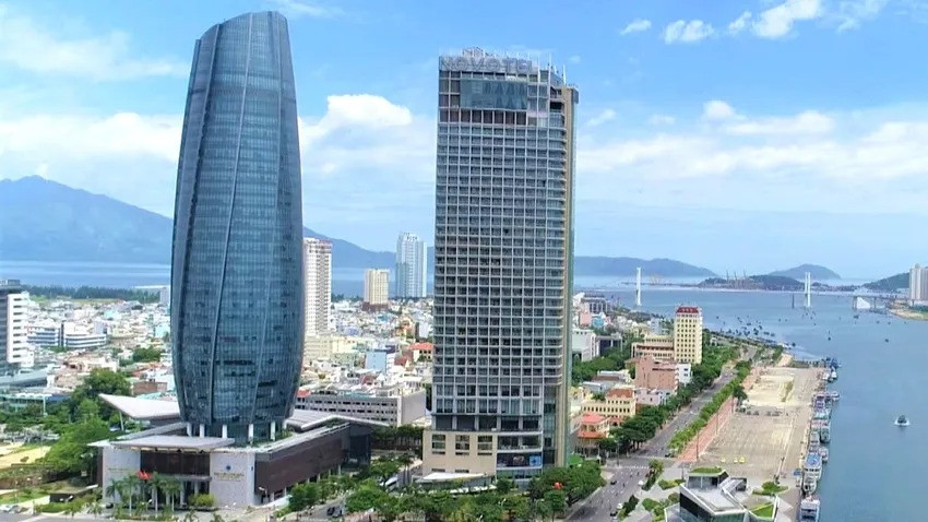 TP lớn nhất Việt Nam sau sáp nhập giải quyết trụ sở dôi dư, bố trí trụ sở làm việc mới- Ảnh 1. TP lớn nhất Việt Nam sau sáp nhập giải quyết trụ sở dôi dư, bố trí trụ sở làm việc mới- Ảnh 1.