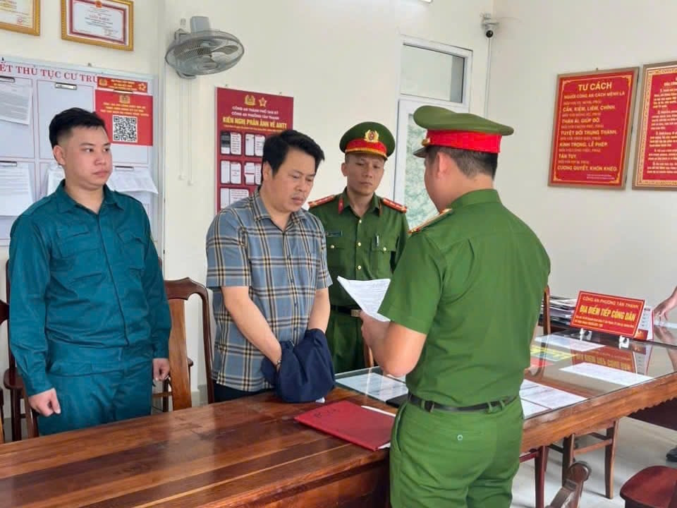 Ai là bị hại của Giám đốc Trần Phú Hòa khẩn trương liên hệ tới số điện thoại 0974.002.558 để giải quyết