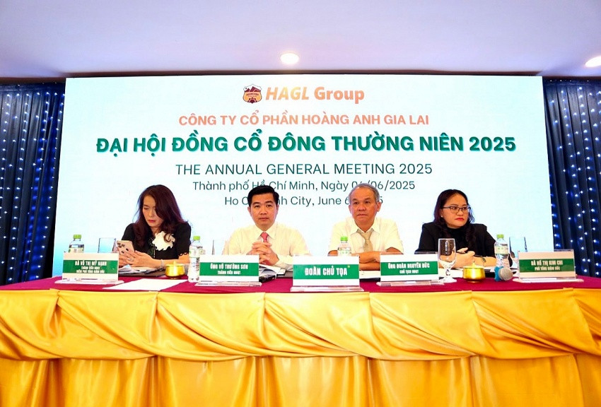 Bài toán trung hòa lợi ích ở HAGL: Bầu Đức cần thêm hai 'cái gật đầu' để xử lý 4.000 tỷ đồng nợ vay