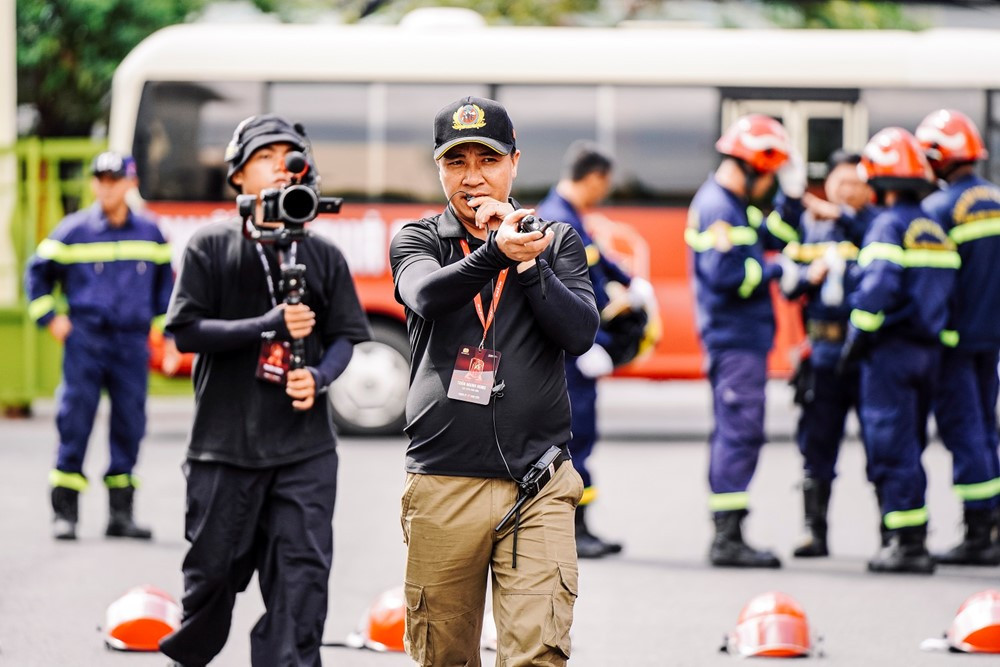 Bộ Công an chỉ đạo sản xuất chương trình chưa từng có trong lịch sử VTV: Công bố hình ảnh vũ khí, khí tài, huy động hơn 500 nhân sự, đầu tư quy mô 'khủng' về cả nhân lực và công nghệ - ảnh 3