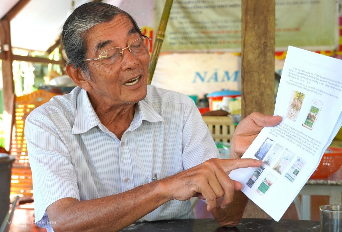 ‘Cha đẻ’ gạo ngon nhất thế giới ST25 ‘mách nước’ cho gần 2.000 hộ dân làm nông theo mô hình truyền thống, dễ chăm lại rất được giá