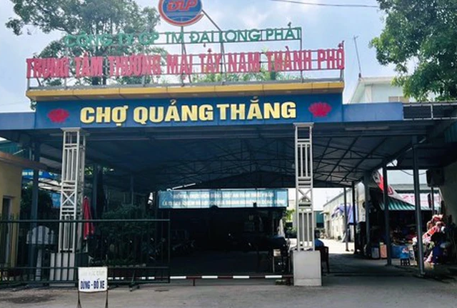 Một khu chợ ở Thanh Hóa bất ngờ bị Công an điều tra- Ảnh 1. Một khu chợ ở Thanh Hóa bất ngờ bị Công an điều tra- Ảnh 1.