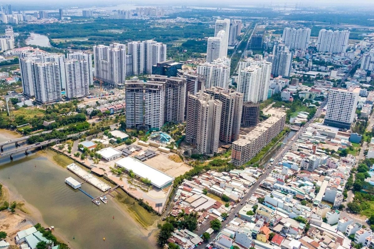 HoREA đề xuất bỏ quy định nộp bổ sung tiền sử dụng do chưa xác định giá đất- Ảnh 1. HoREA đề xuất bỏ quy định nộp bổ sung tiền sử dụng do chưa xác định giá đất- Ảnh 1.