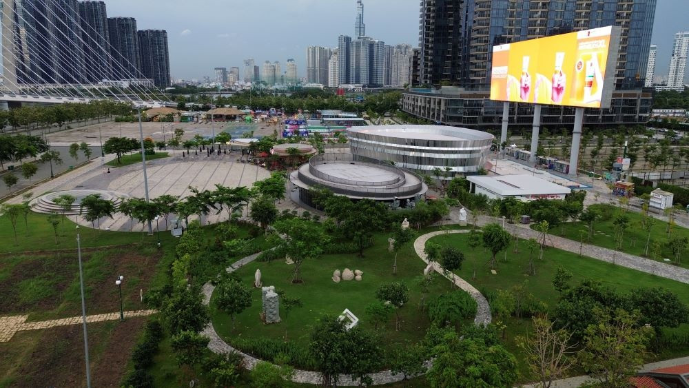 Màn 'lột xác' ngoạn mục của vùng đầm lầy hoang vắng thành công viên ven sông lớn nhất TP. HCM, người dân nườm nượp check-in- Ảnh 4. Màn 'lột xác' ngoạn mục của vùng đầm lầy hoang vắng thành công viên ven sông lớn nhất TP. HCM, người dân nườm nượp check-in- Ảnh 4.