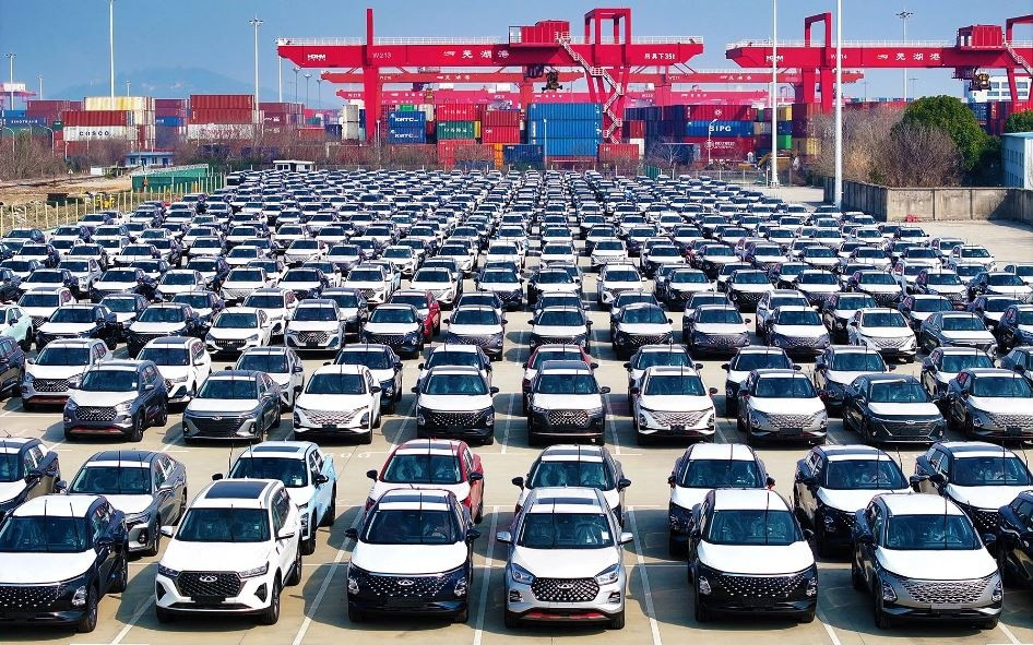 Ngành ô tô toàn cầu trước cú sốc tỷ đô: 'Car Wars' bùng nổ, Trung Quốc nguy cơ sập sàn