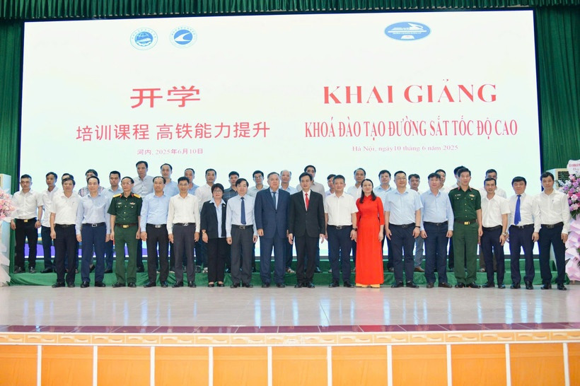 Trung Quốc giúp Việt Nam đào tạo nguồn nhân lực làm đường sắt tốc độ cao
