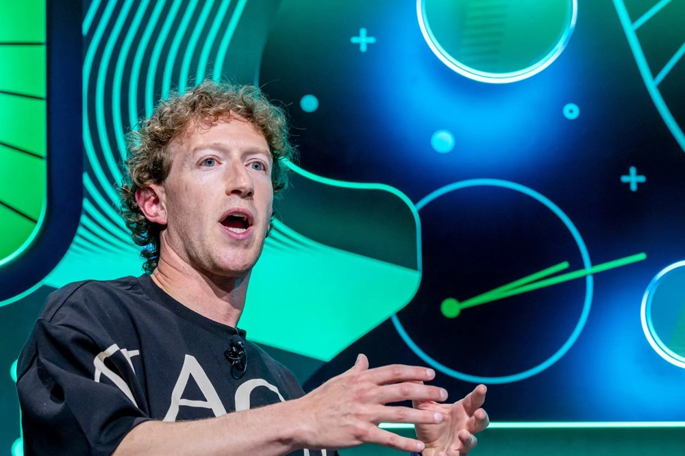 Mark Zuckerberg đích thân tuyển 50 nhân tài cho nhóm AI ‘siêu trí tuệ’, quyết vượt OpenAI - ảnh 1