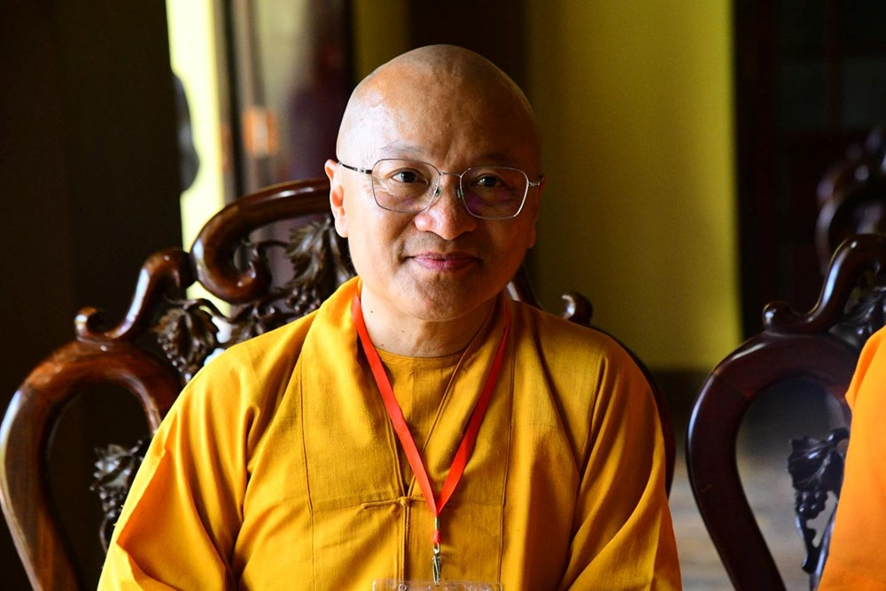Đại diện Thượng tọa Thích Nhật Từ đề nghị bà Nguyễn Phương Hằng công khai xin lỗi - ảnh 1